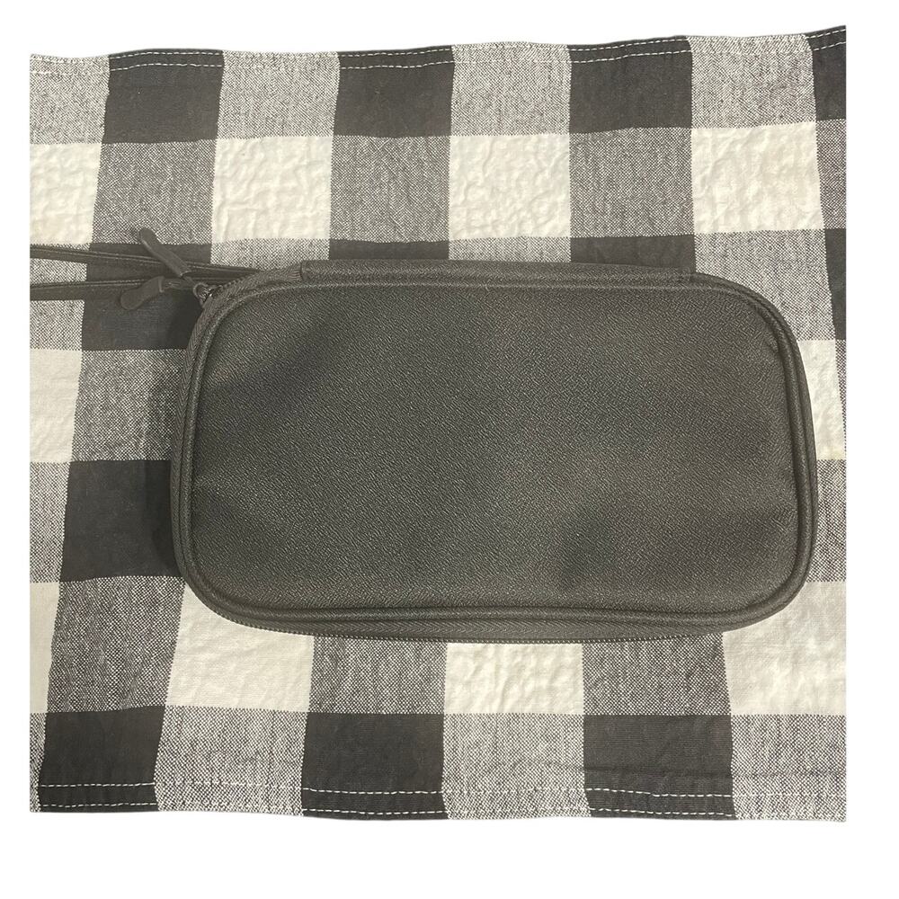 NWOT Waterproof Travel Storage Bag for Electronic Accessories